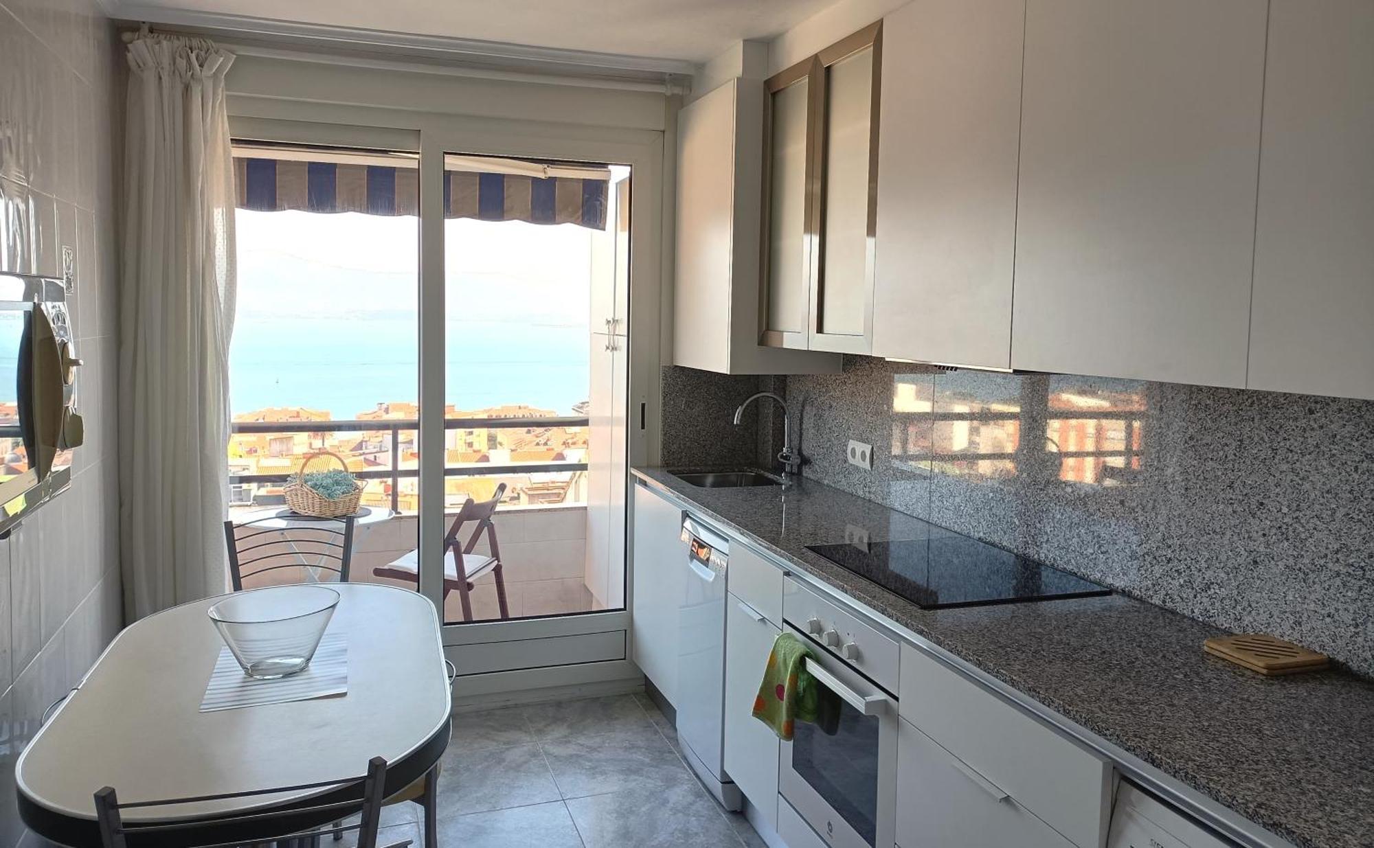 Apartamento Piso Centrico Con Vistas Al Mar